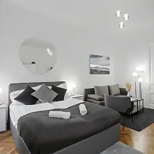 Apartment, Central, 2 Min To U1 Keplerplatz, Monthly Only Viena